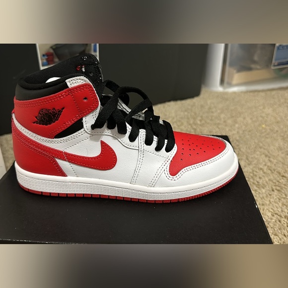 Jordan 1 Retro High OG Kids 2Y - Picture 2 of 4